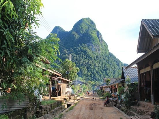 Luang Prabang-Namkat Yorapa Resort-Phongsaly-2Days Trekking+Akha Village Home Stay-Muang Khoa-Muang Ngoi Neua-Nong Khiau-Chinese Dam Ou River N. 2-Luang Prabang
