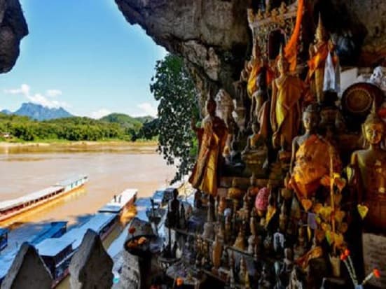 Classic Overland Laos Tours: Luang Prabang-Ou Cave-Nong Khiau-Muang Ngoy-Muang Hiam-Nam Nern Night Safari (Wildlife Watching)-Phonsavanh-Luang Prabang