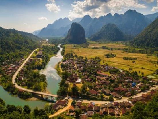 Classic Overland Laos Tours: Luang Prabang-Ou Cave-Nong Khiau-Muang Ngoy-Muang Hiam-Nam Nern Night Safari (Wildlife Watching)-Phonsavanh-Luang Prabang