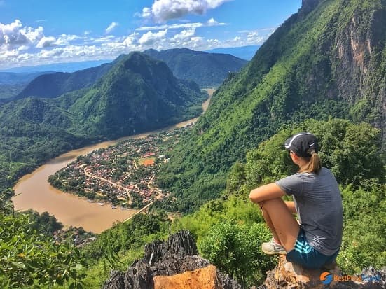 Explore Northern Laos Tours: Lung Prabang-Phonsavanh-Sam Neua-Viengxay Caves-Nongkhiau-Luang Prabang